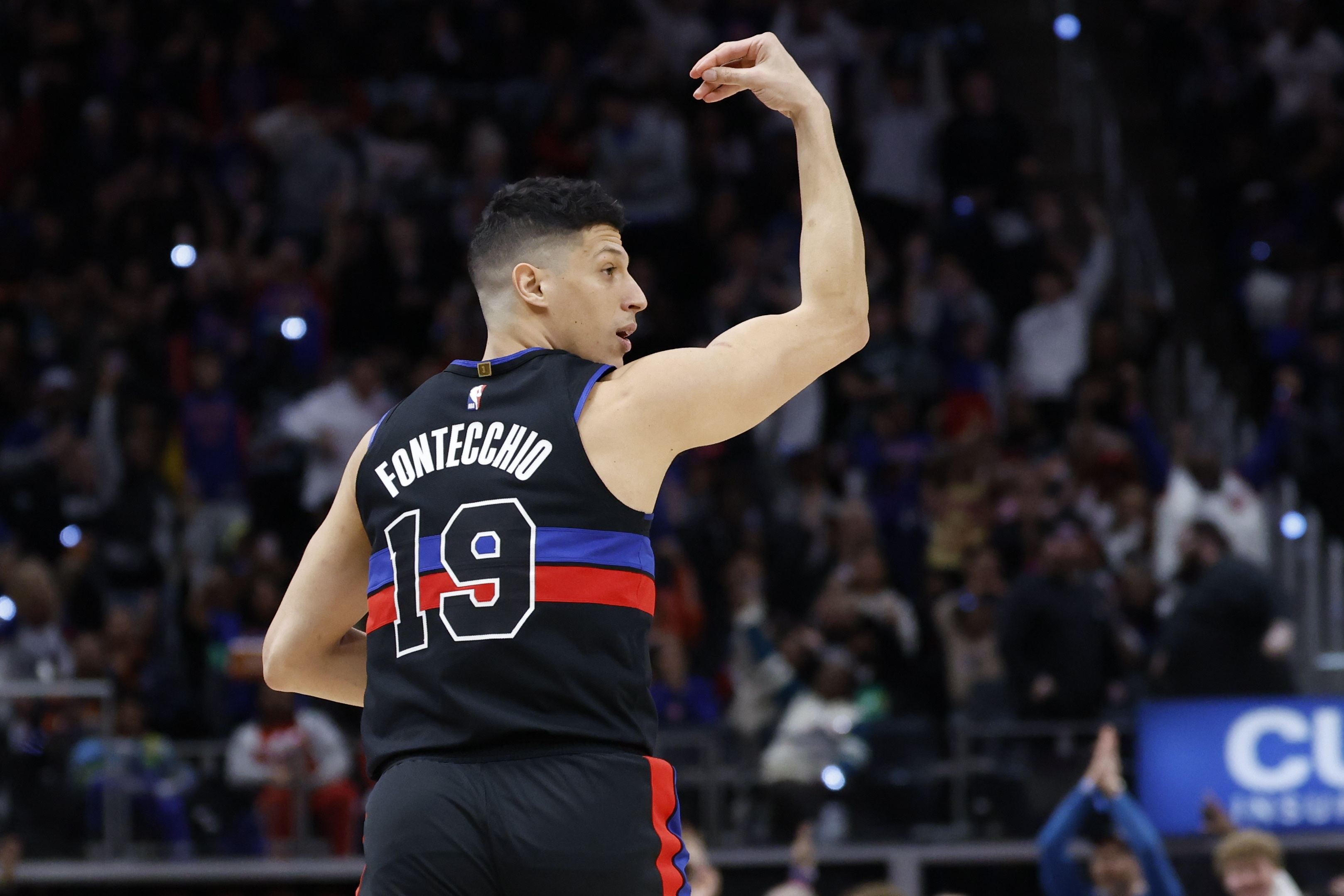 半岛体育官网-意大利男篮欧锦赛12人名单出炉：加里纳利&amp;丰泰基奥在列