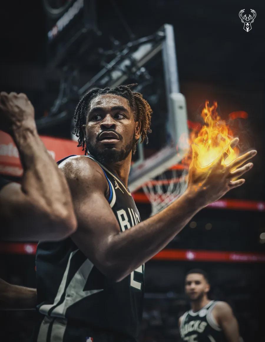 半岛体育在线-场均7.4分！三分16.7%！24岁下一站CBA