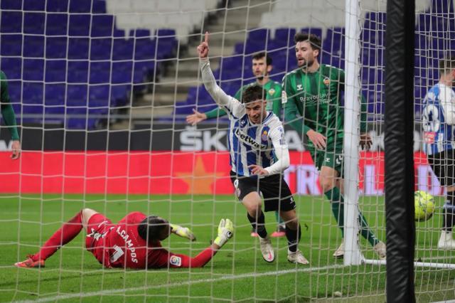 半岛体育在线-【西乙】西班牙人2比0获半程冠军 武磊替补登场